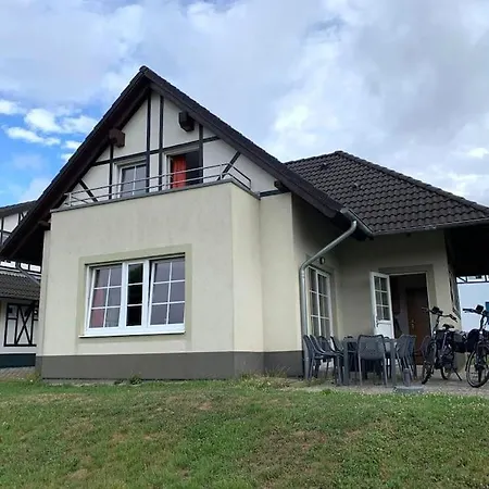 Charmantes An Der Mosel Vakantiehuis Ediger-Eller