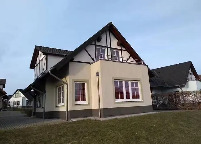 Charmantes An Der Mosel * Ediger-Eller